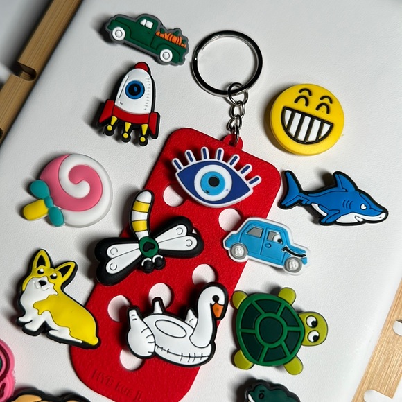 Croc Charms Random Selection - #132 - Picture 3 of 3